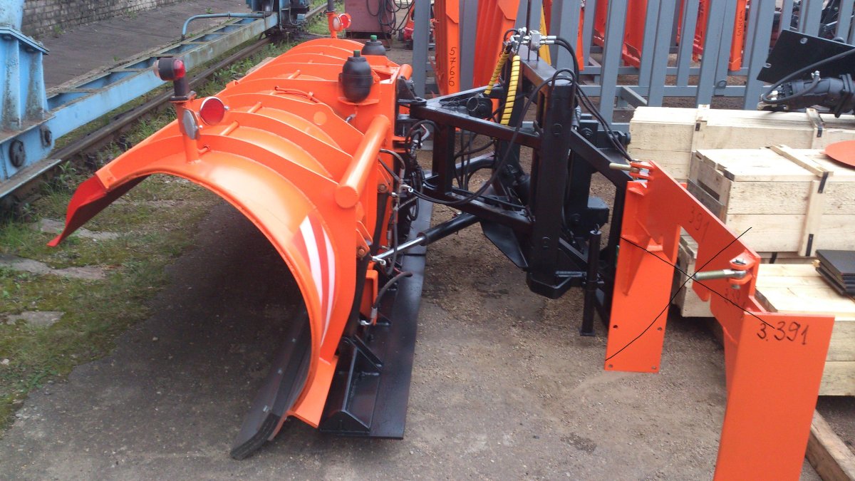 Отвал поворотный БПО-3000