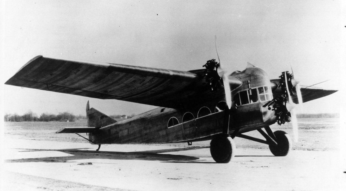 Ford Trimotor чертежи