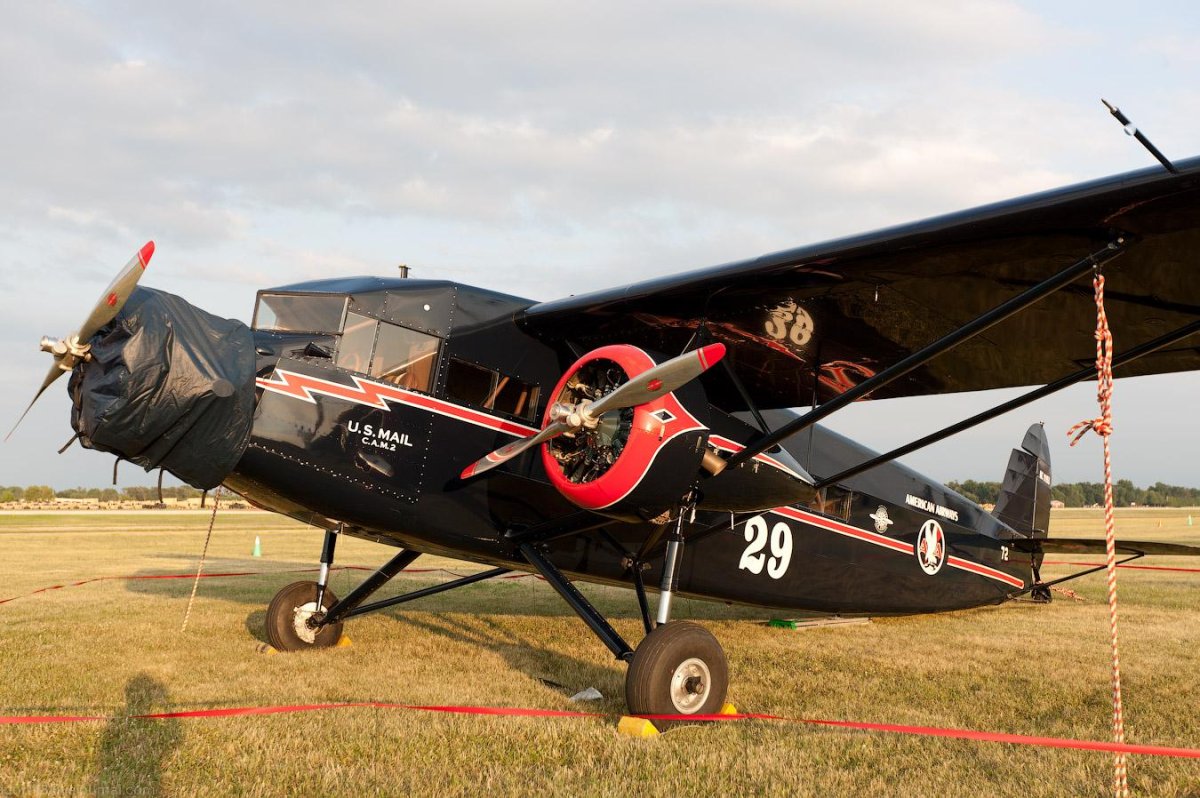 Stinson sm6000b Trimotor