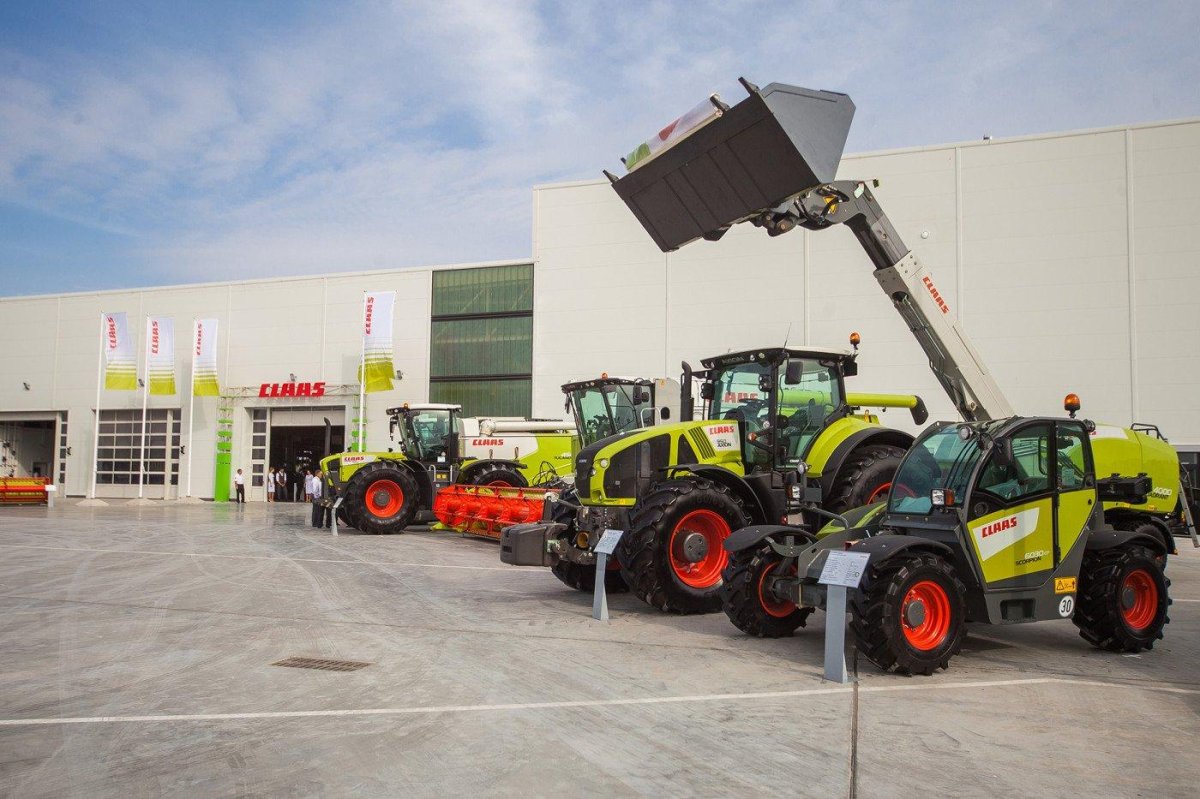 Комбайновый немецкий завод CLAAS,