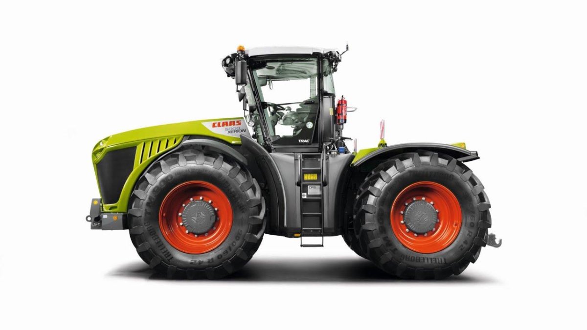 Трактор CLAAS Xerion 5000