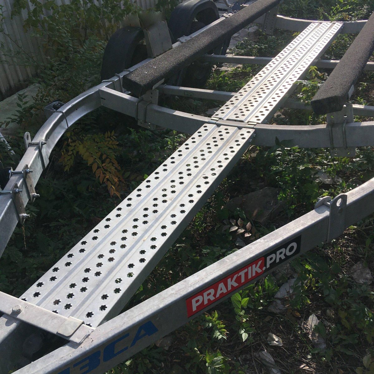 Трап для лодочного прицепа МЗСА 81771g