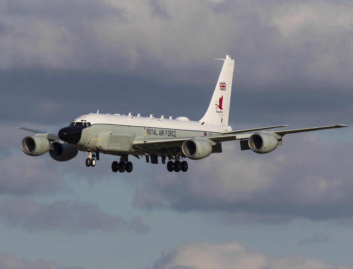 RC-135w