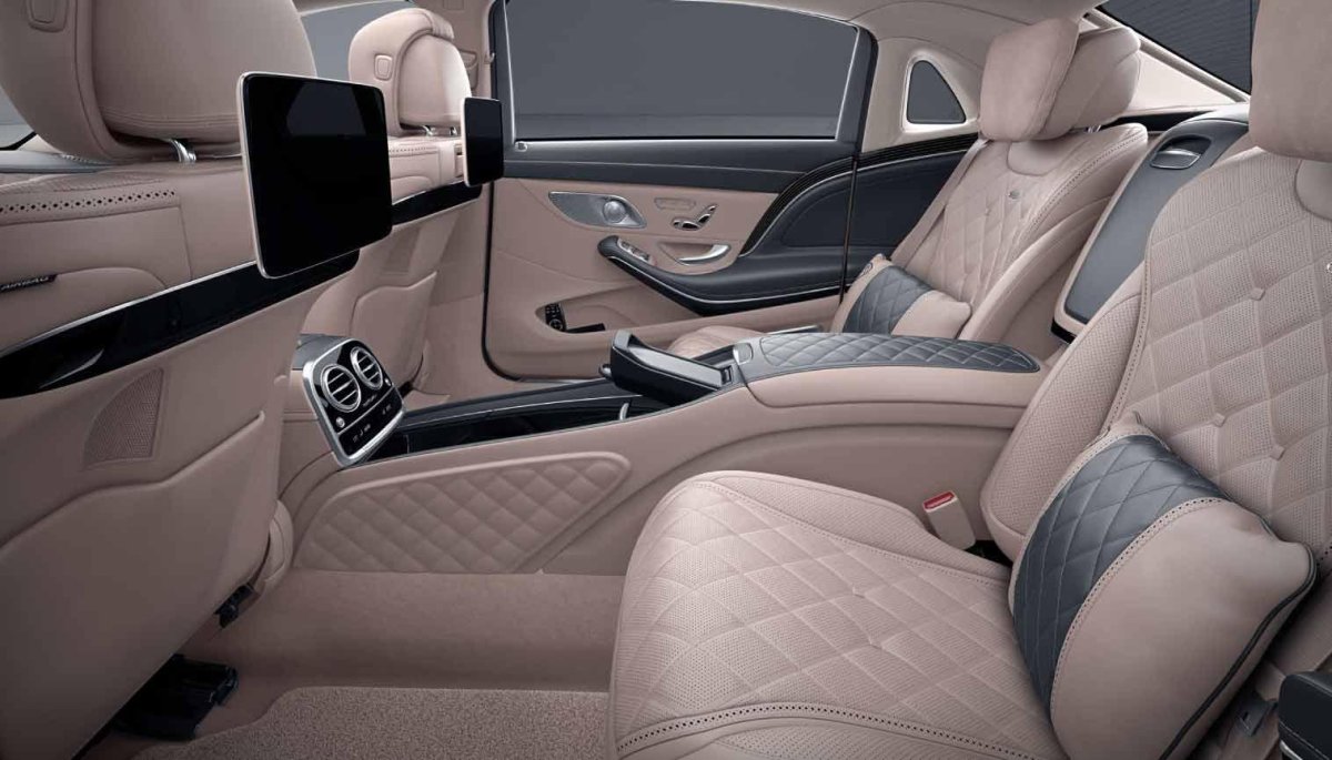 Mercedes Benz w222 Maybach