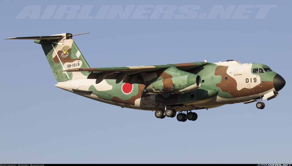 Kawasaki c-1 Япония