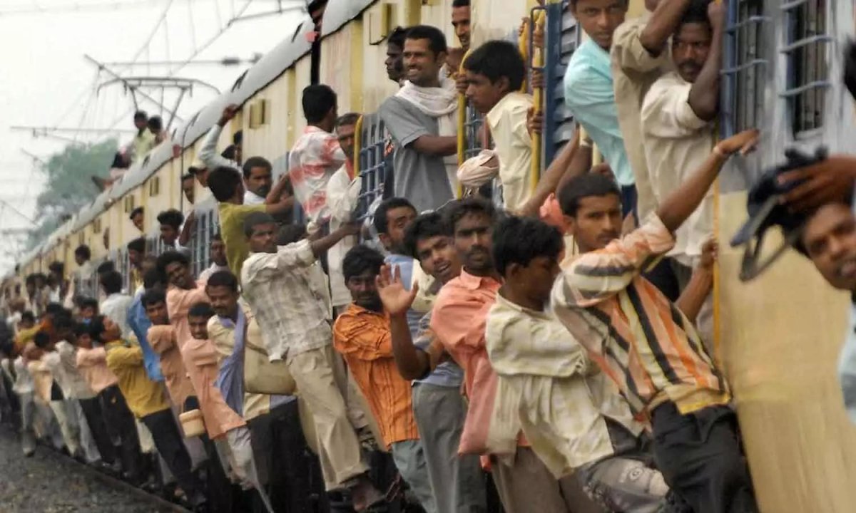 Электричка в Индии