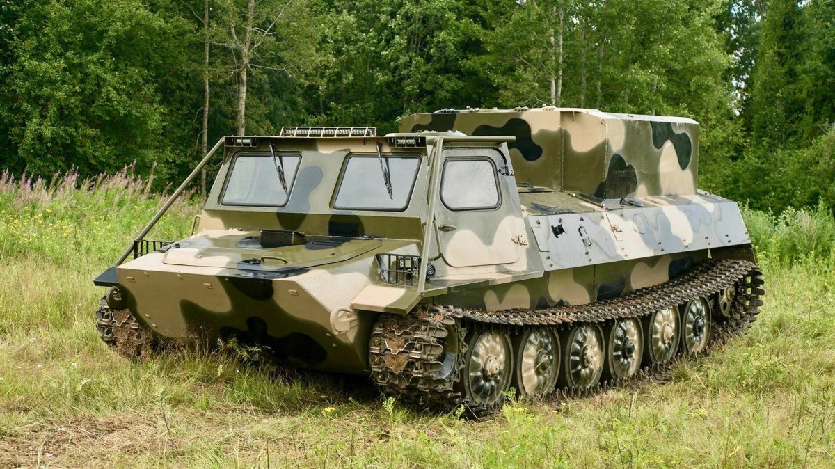 Гусеничный Транспортер МТ-ЛБ