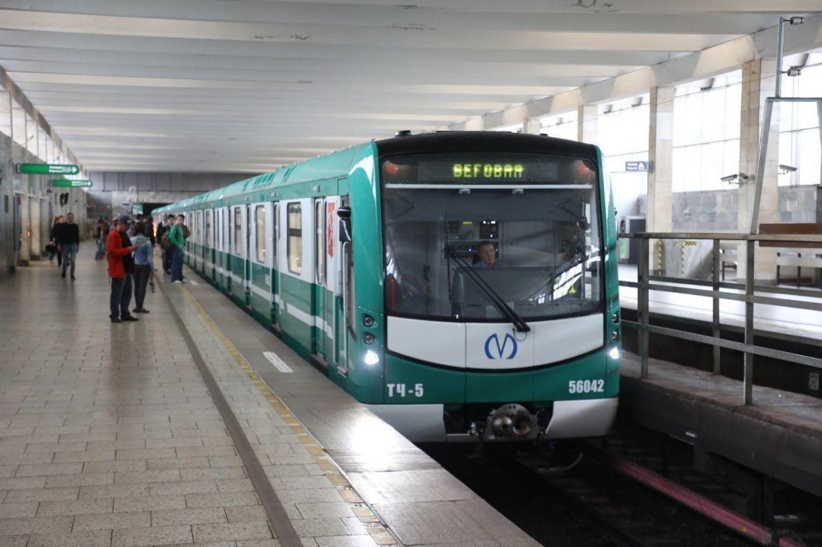 81-556/557/558 Нева