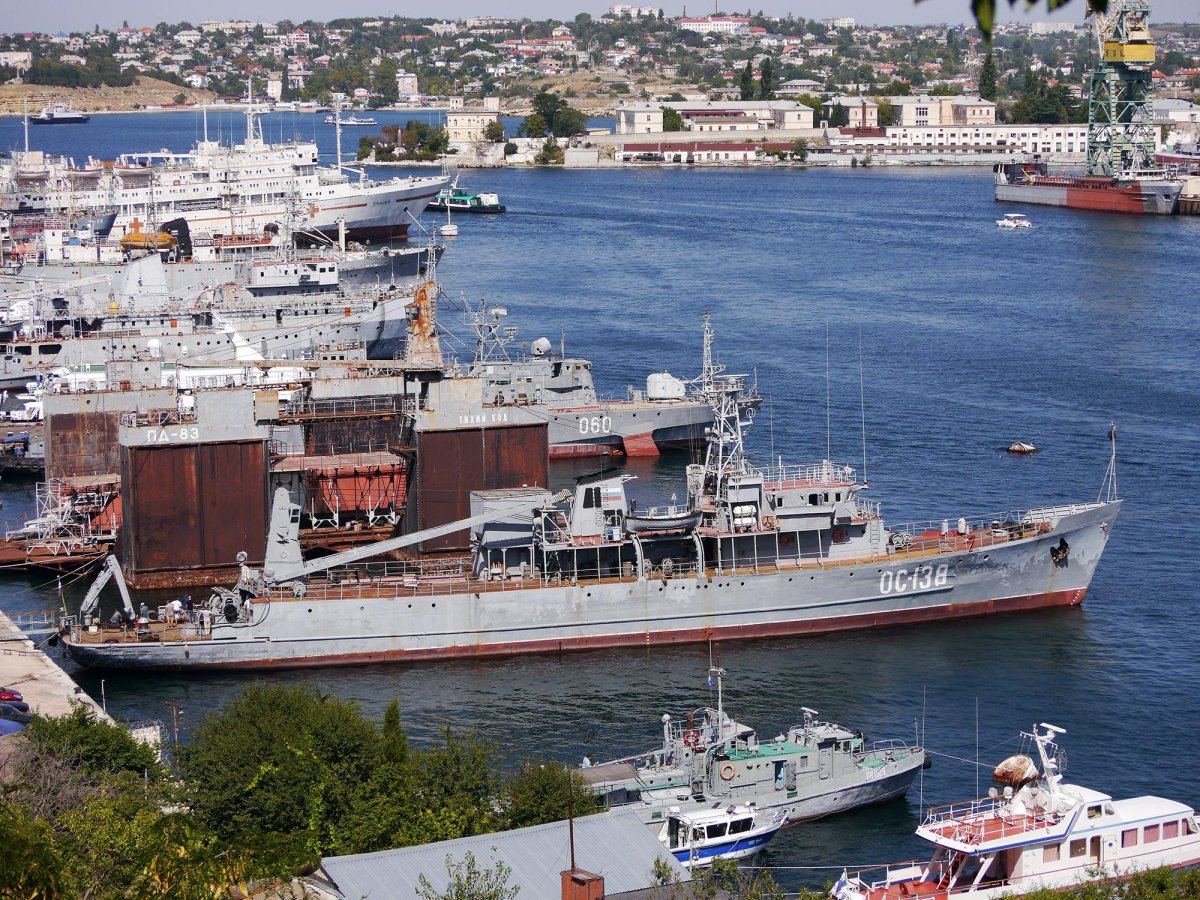 Опытовое судно ОС 24