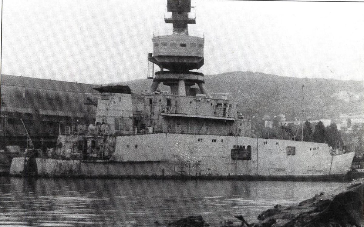 Корабль Диксон Севастополь