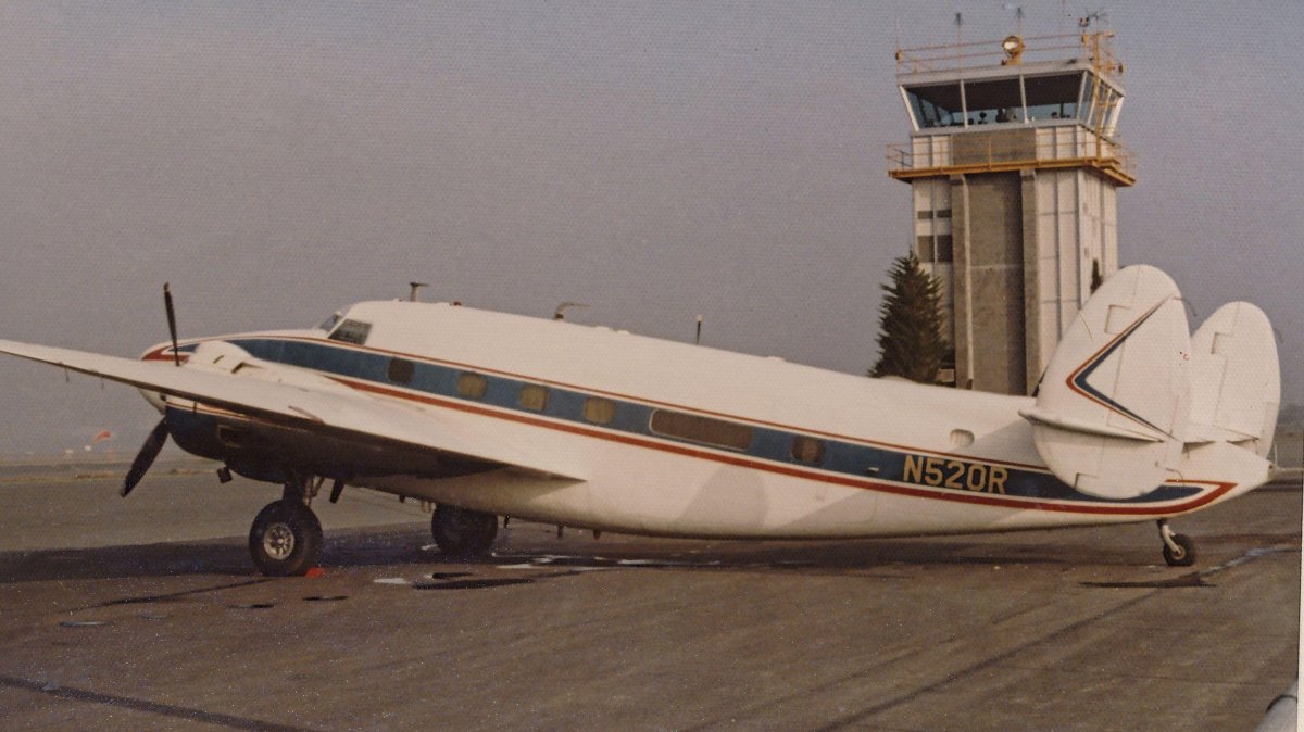 Локхид Лоудстар