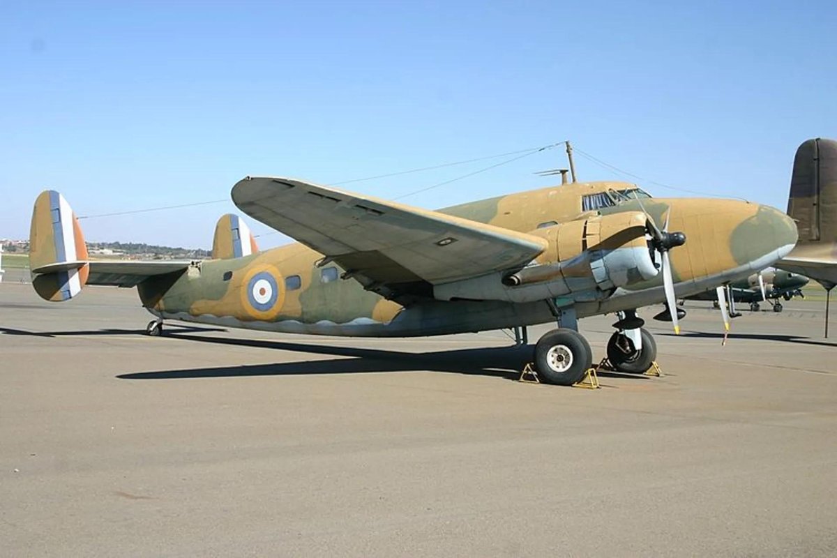 Lockheed model 18 lodestar