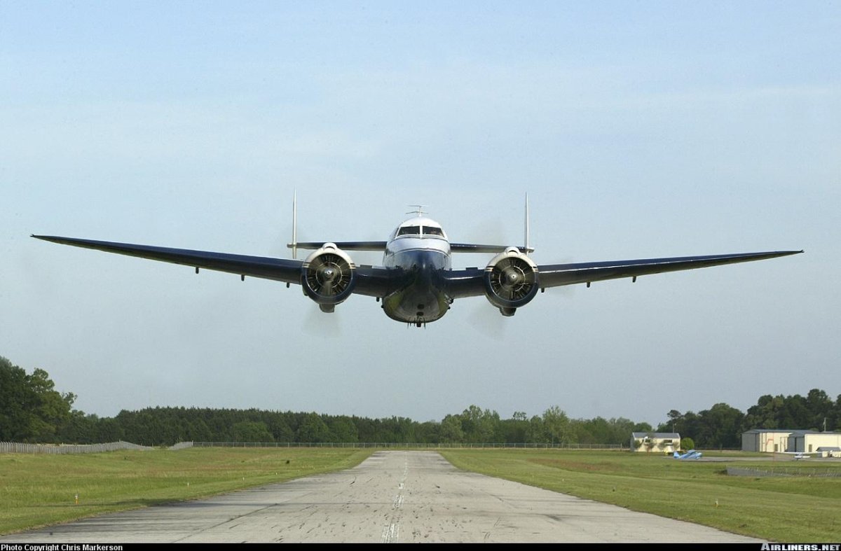 Локхид Электра 1/72