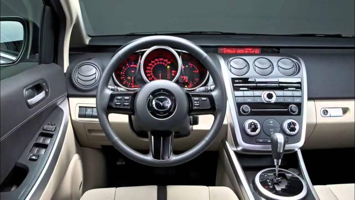 Mazda cx7 2007 салон