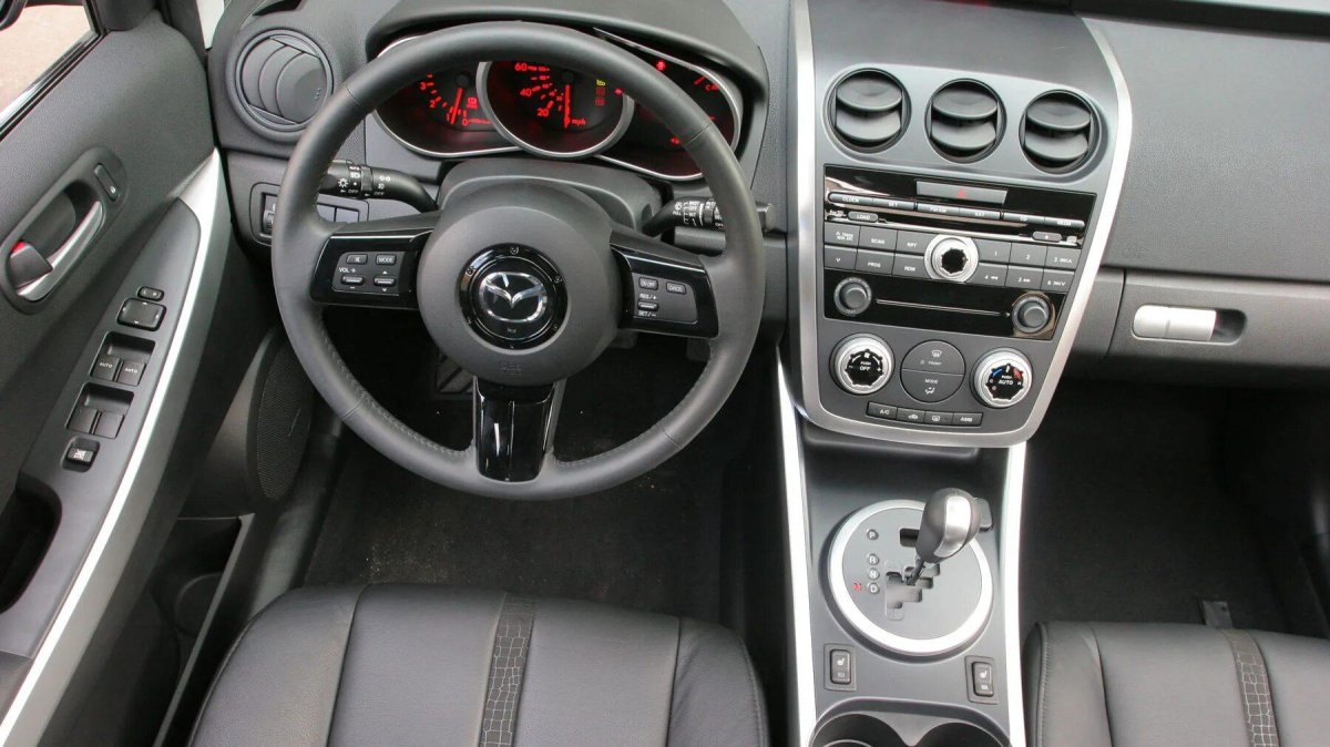 Mazda CX-7 2008 салон
