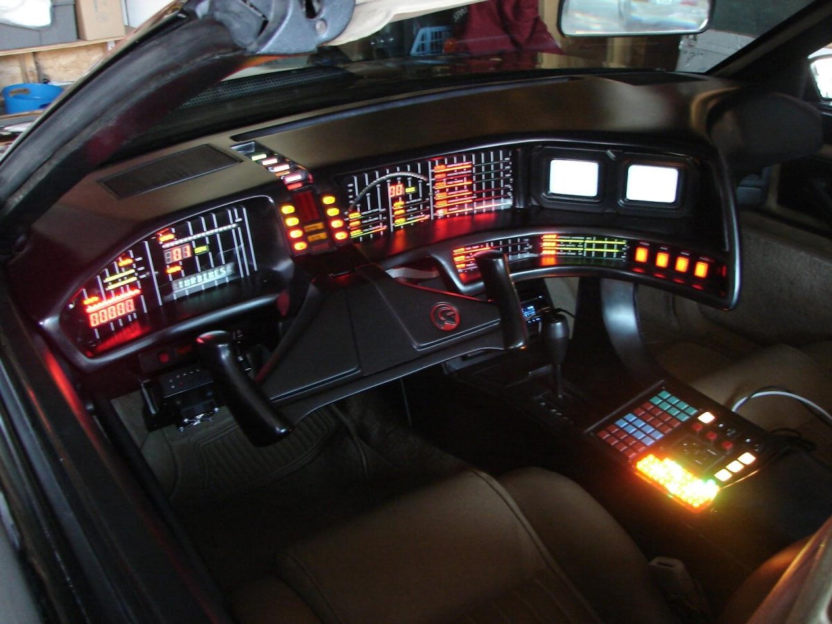 Pontiac Trans am 1982 рыцарь дорог