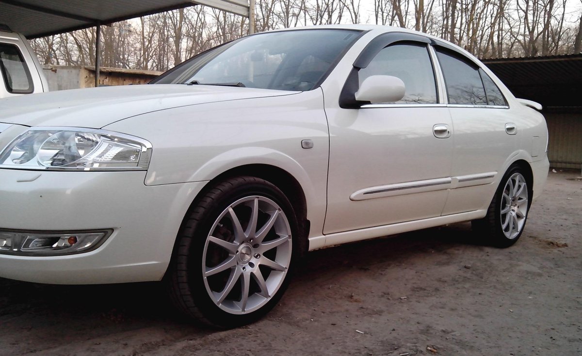 Альмера Классик r17