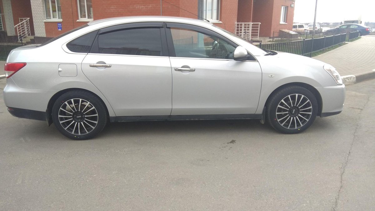 Литые диски на Ниссан Альмера g15