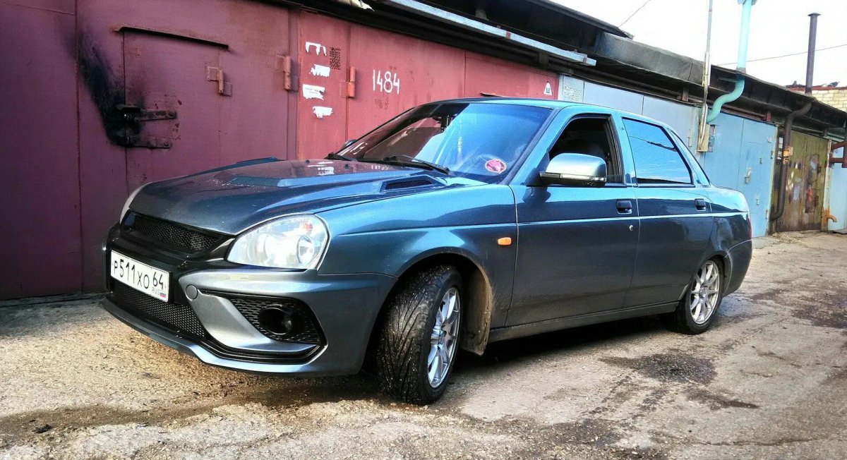 Бампер Razor Лада Приора