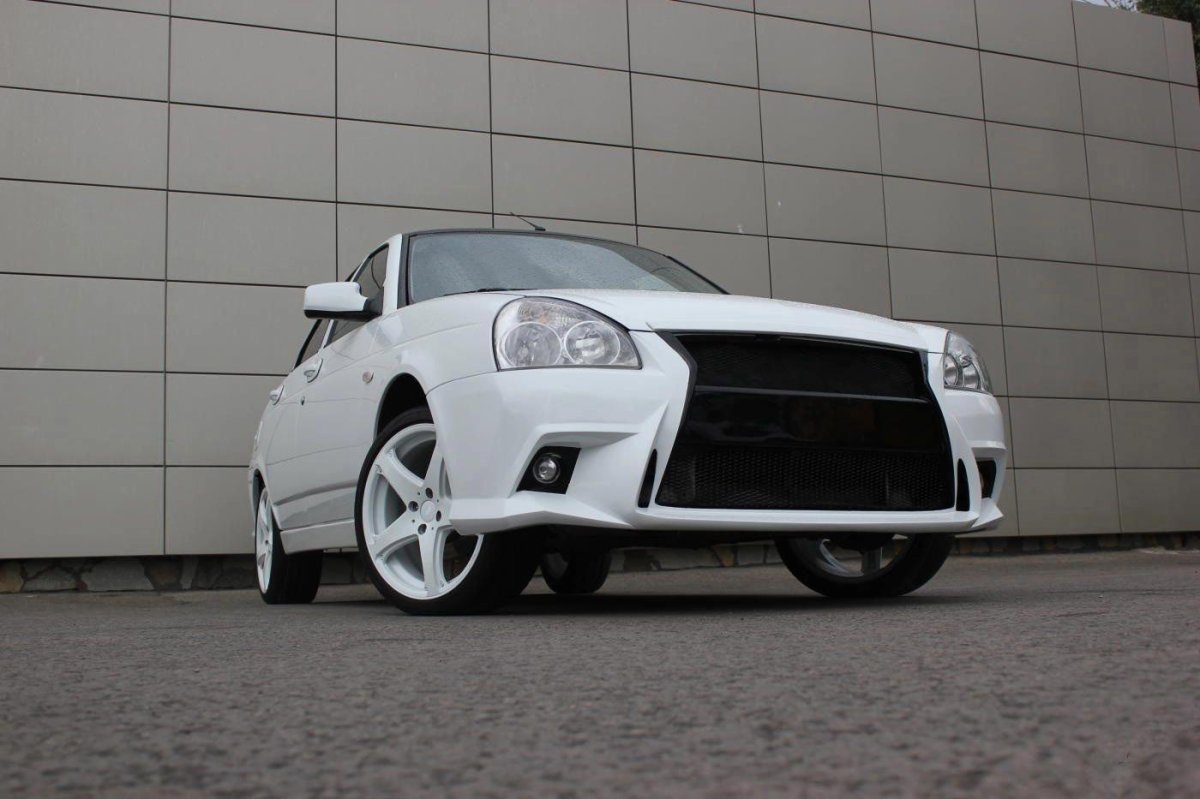 Передний бампер Лада Приора Lex