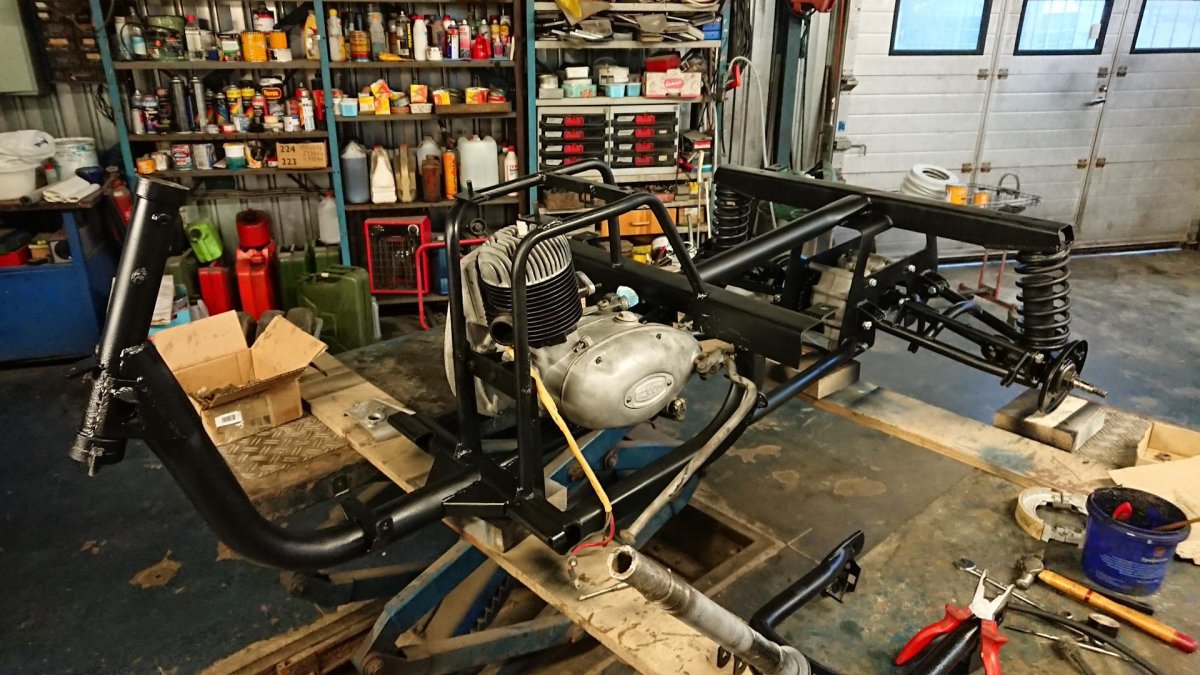 Рама мотороллера муравей