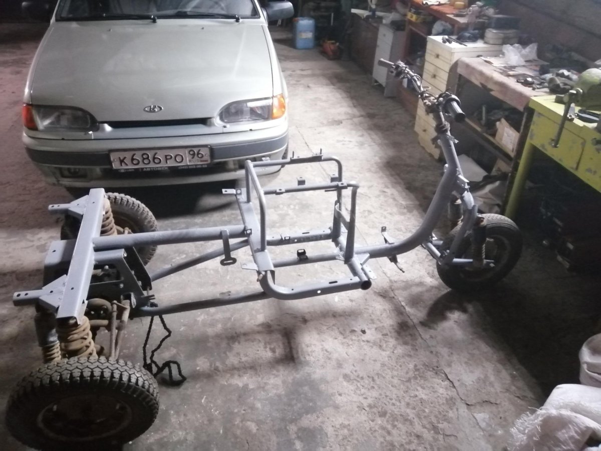 Рама ,шасси мотороллер муравей