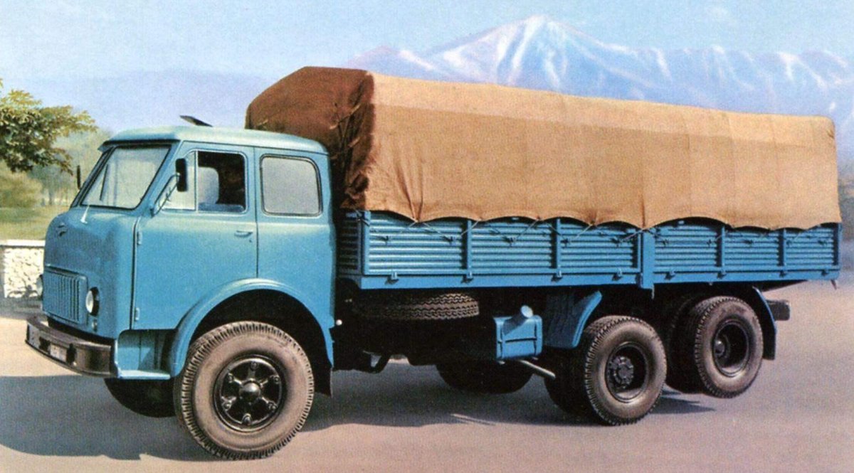 МАЗ 516 тягач