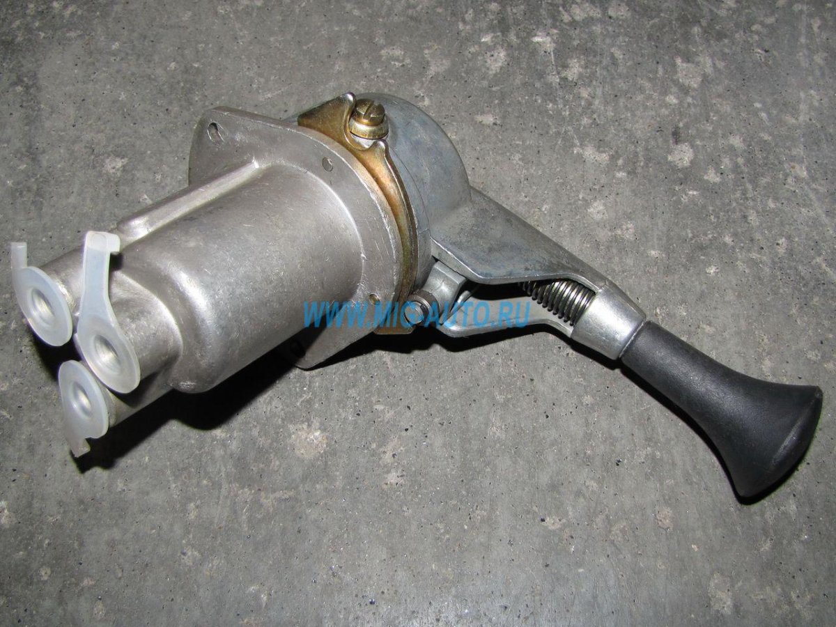 Кран тормозной 100-3537010 КАМАЗ