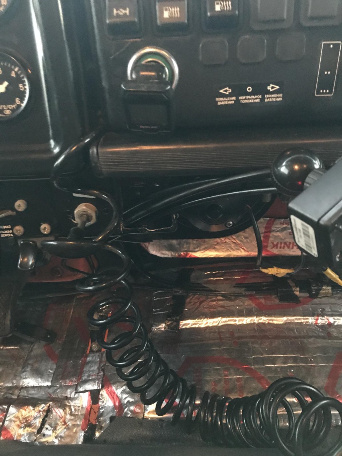 Как поменять кнопку плафона евро панель КАМАЗ