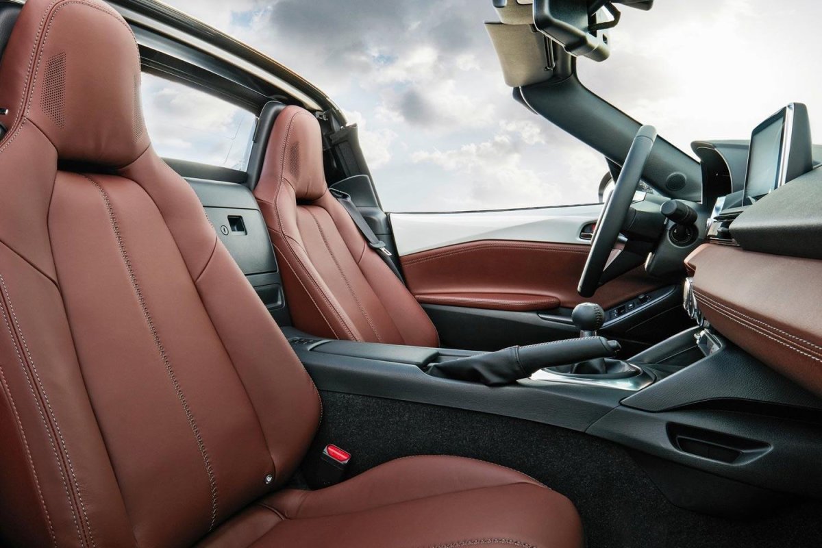 Mazda mx5 Interior