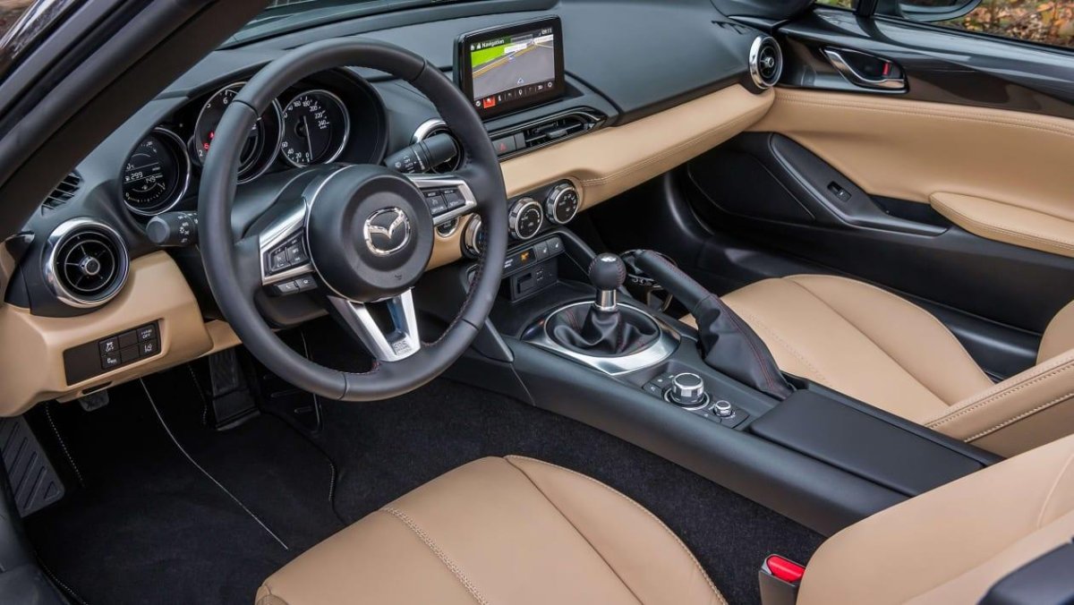 Mazda mx5 Interior