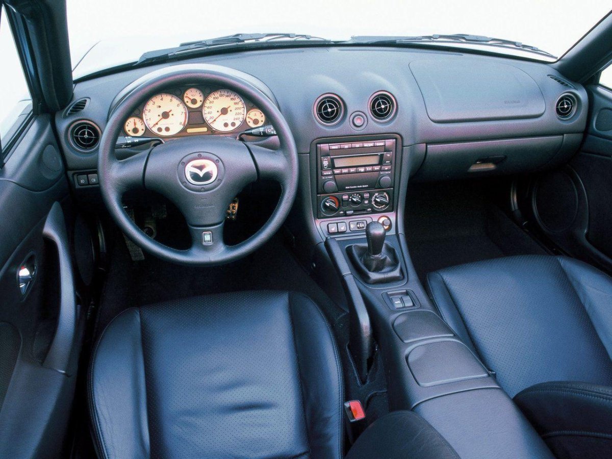 Mazda MX-5 2000