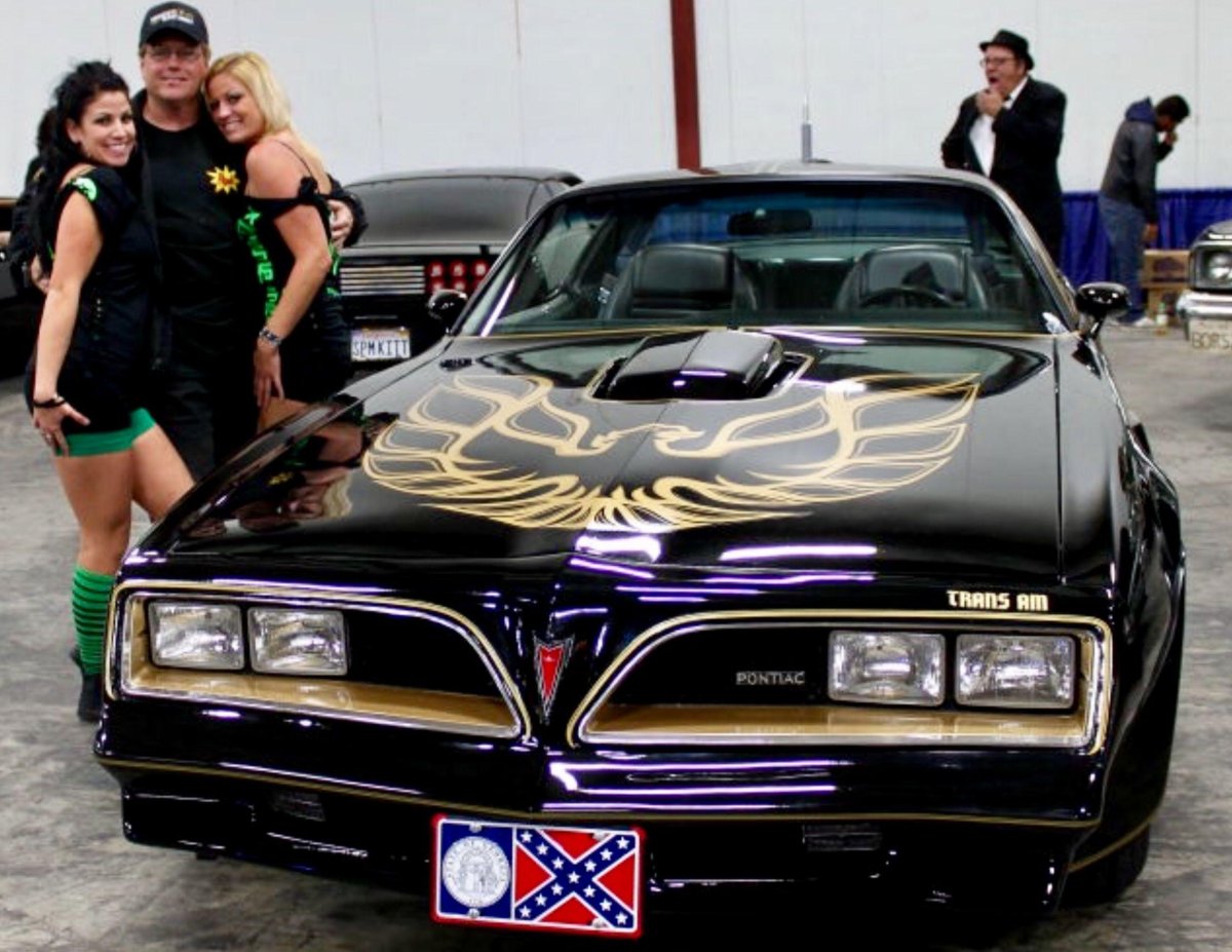 Pontiac Firebird Trans am 1977 бандит