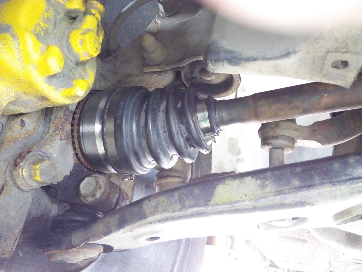 Пыльник гранаты ланцер 10 1.5