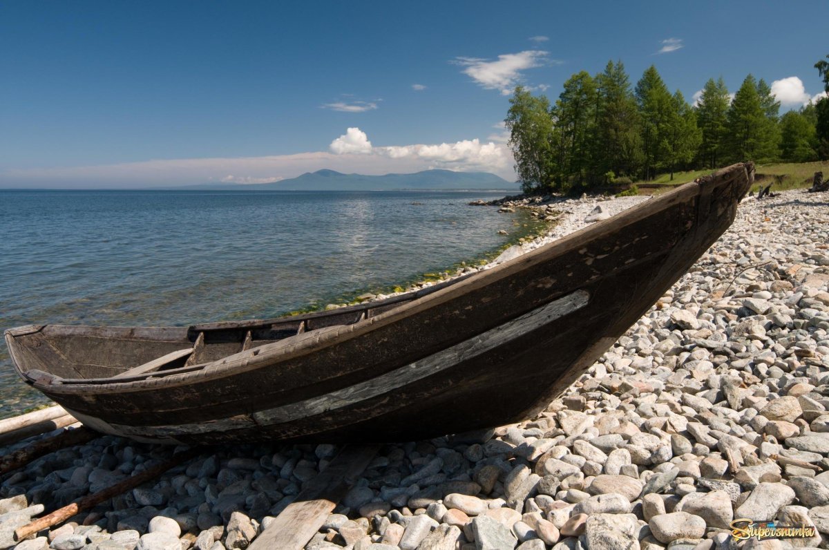 Катер на Байкале