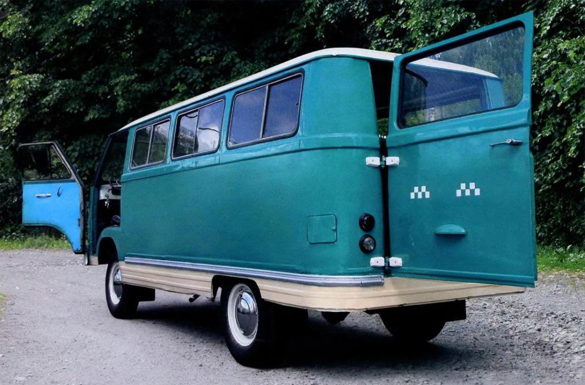 РАФ-977дм Латвия