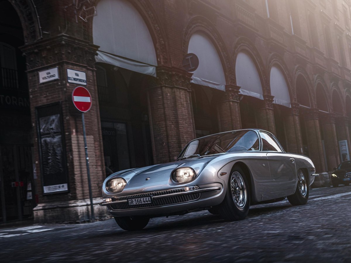 Ламборгини 350 gt