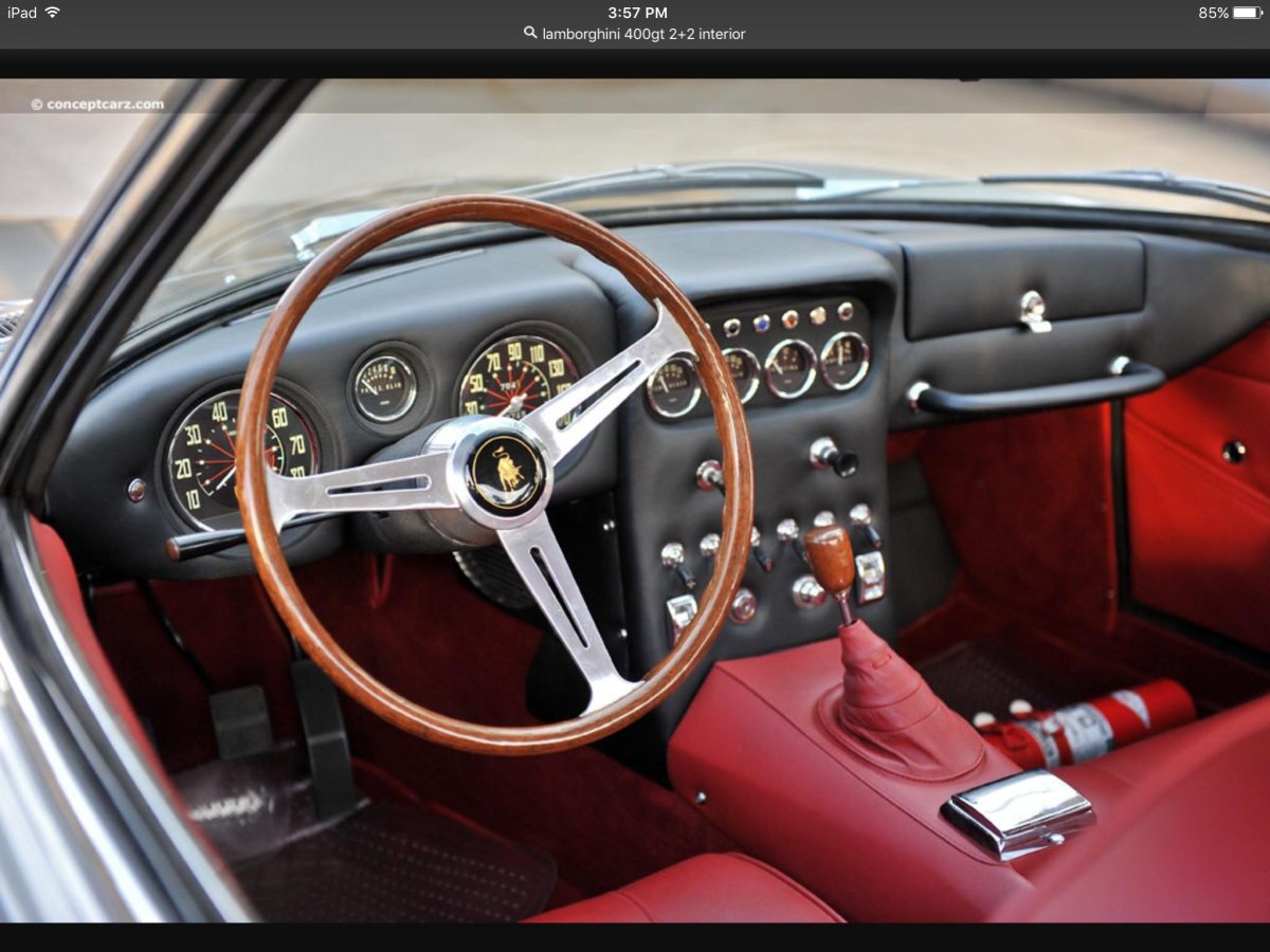 Lamborghini 400 gt 2+2