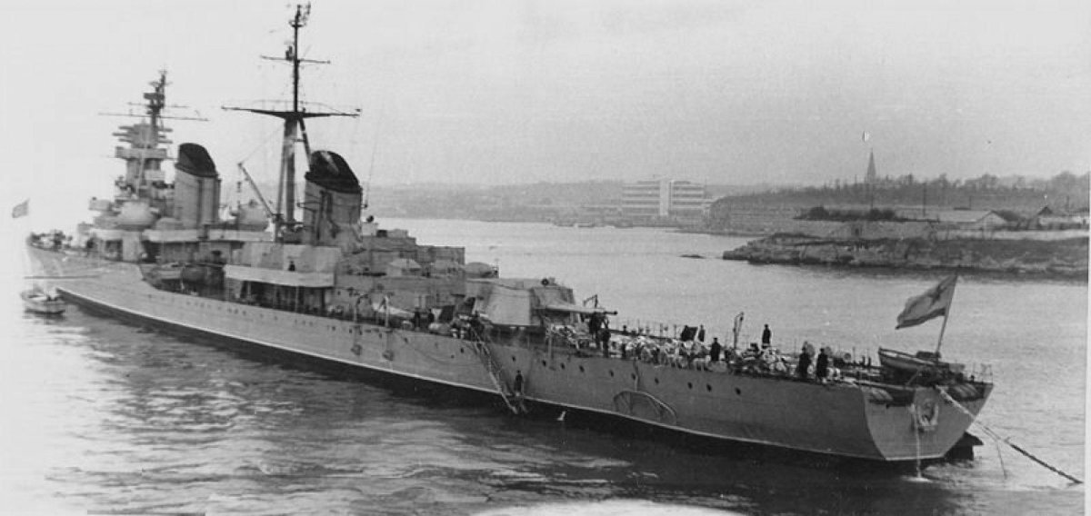 Лёгкий крейсер проекта 26-бис Максим Горький