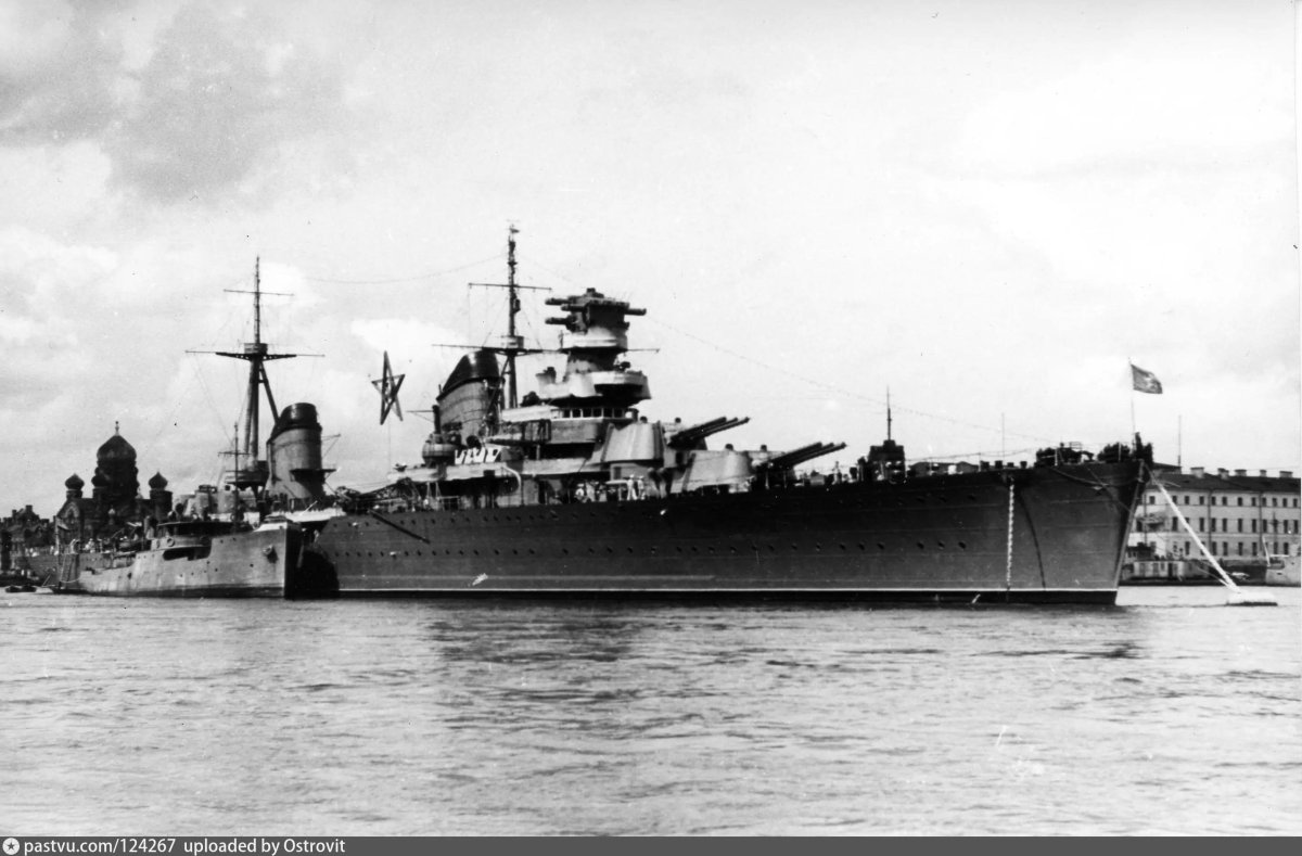 Максим Горький корабль 1941