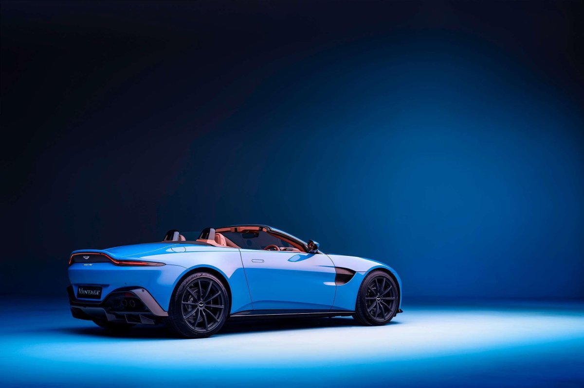 Aston Martin Vantage 2021