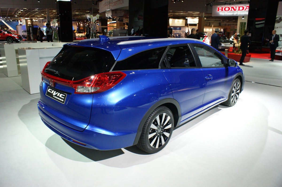 Honda Civic универсал 2014