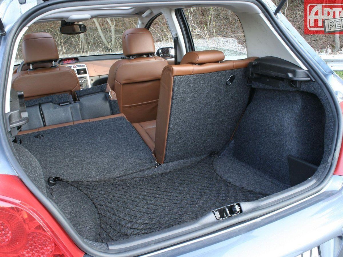 Peugeot 307 багажник