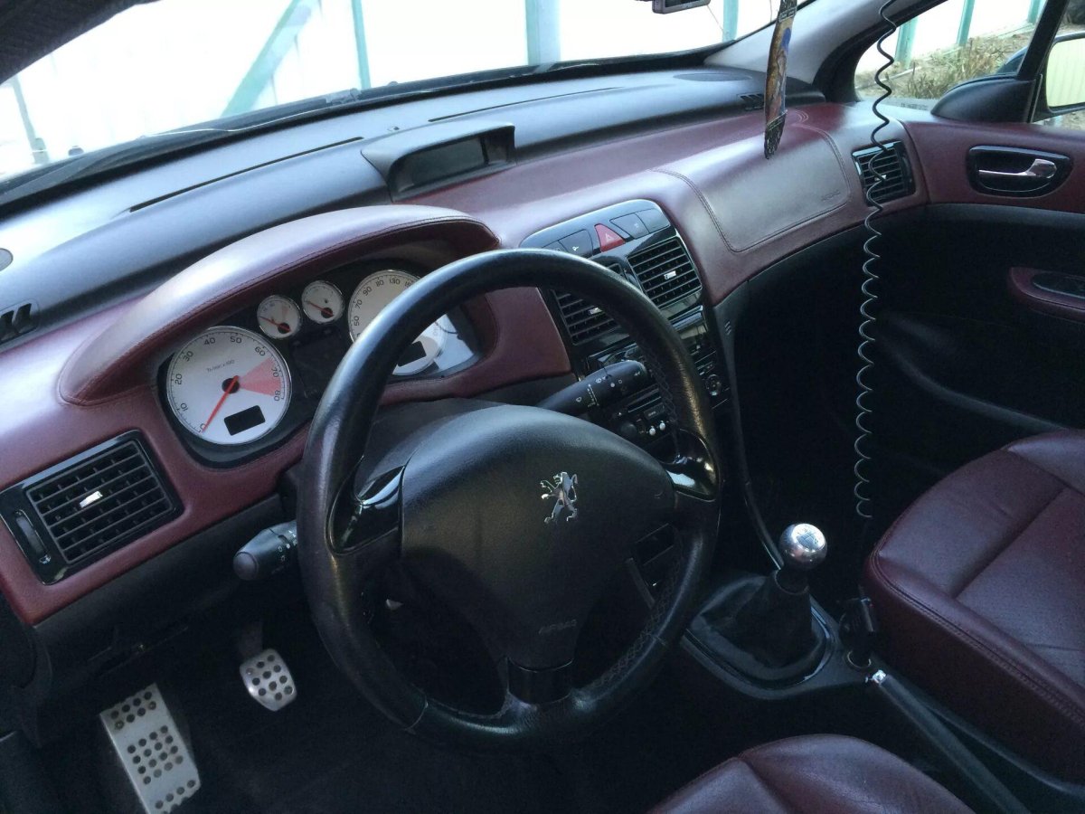 Peugeot 307 салон