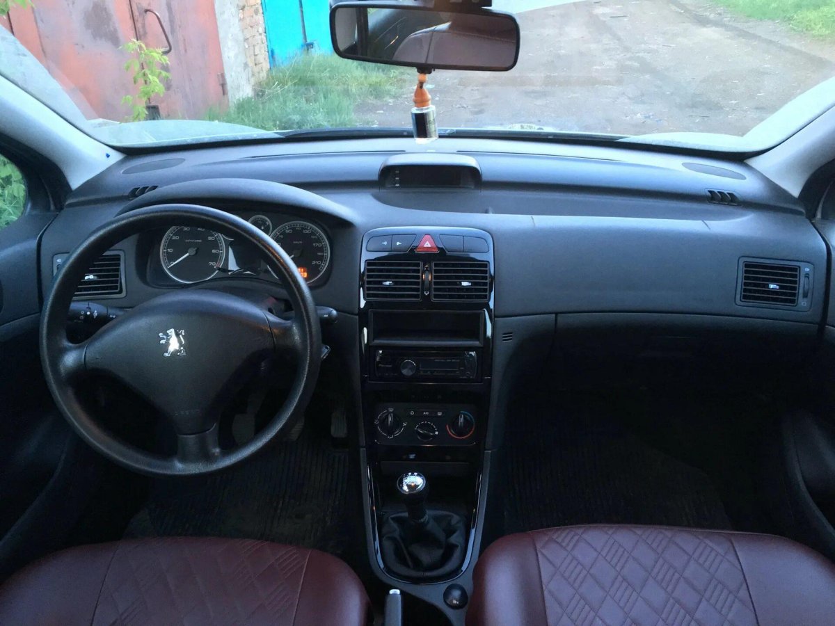 Пежо 307 хэтчбек салон