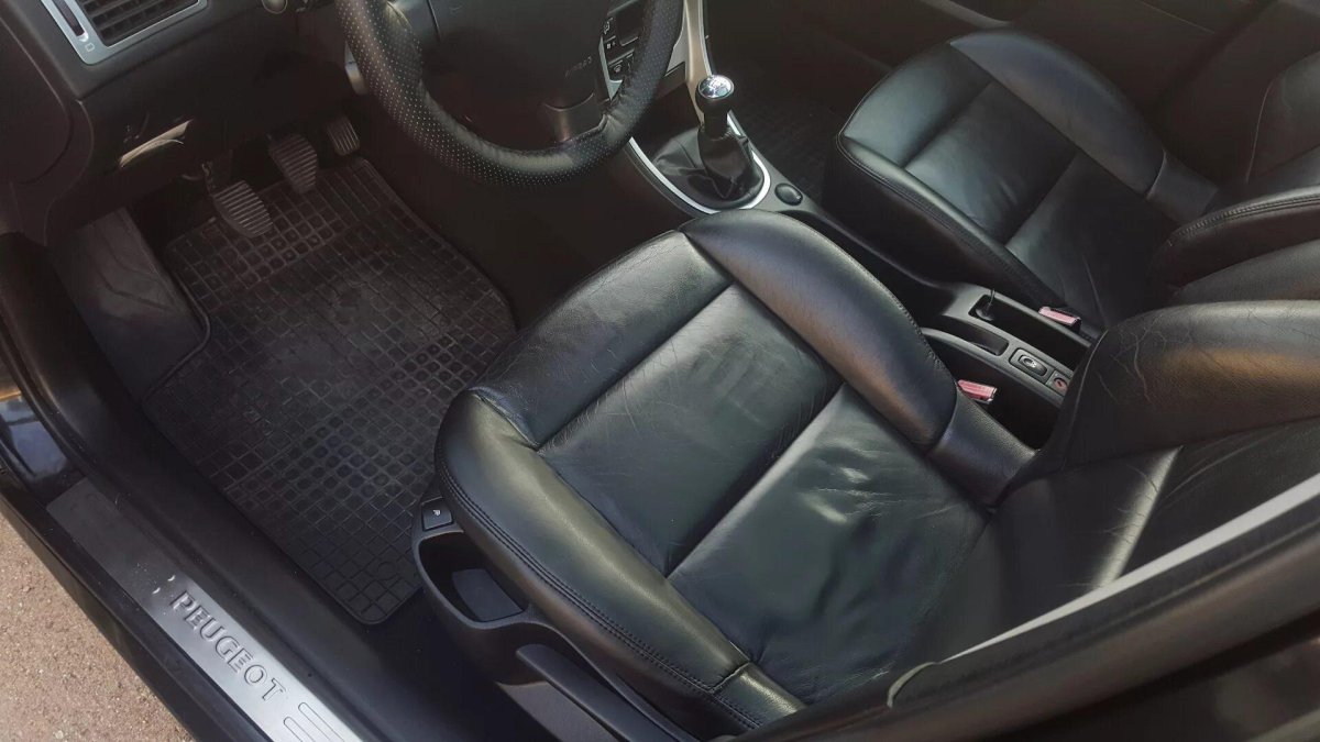 Чехлы с подогревом на Пежо 307 универсал