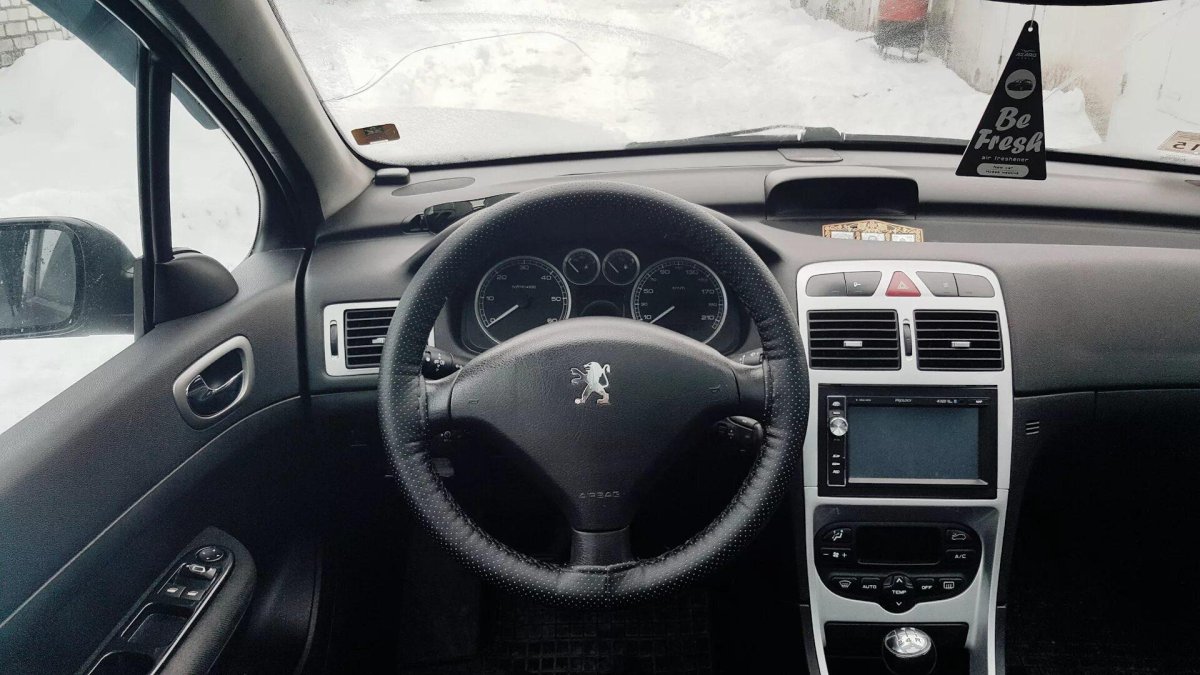 Руль Пежо 307