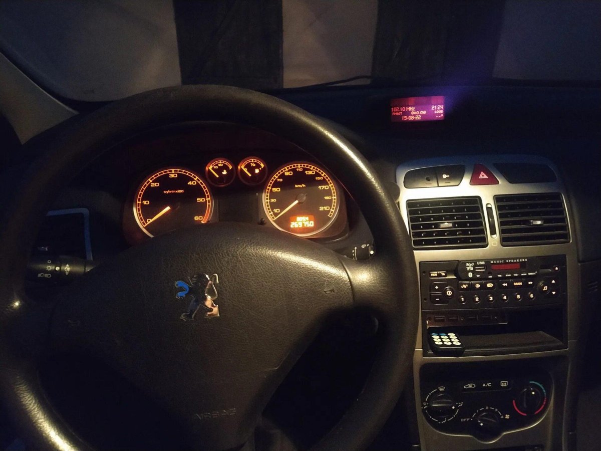 Пежо 307 SW тюнинг салона