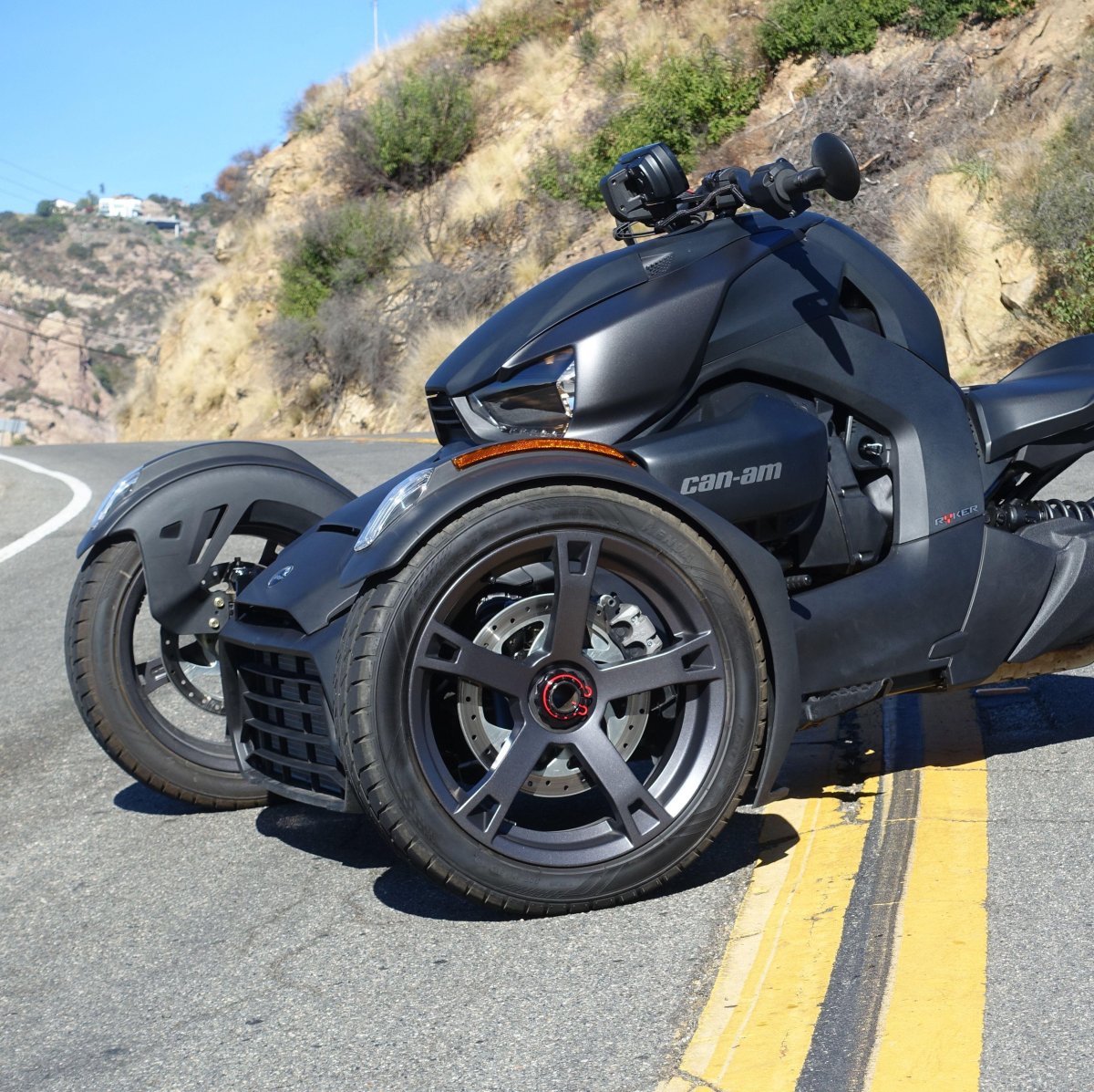 Трицикл can am Ryker