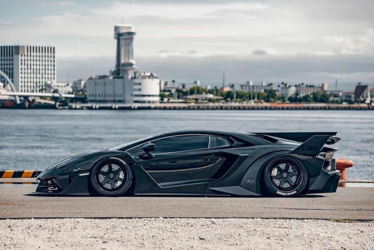 Lamborghini Aventador Liberty